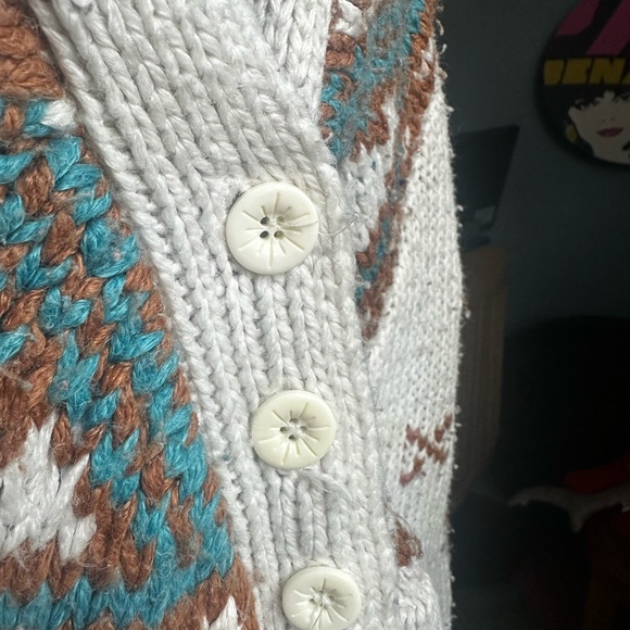 Vintage hand knit cardigan - Picture 3 of 5